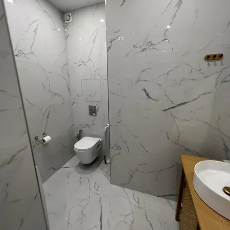 Amour-35 * ニース