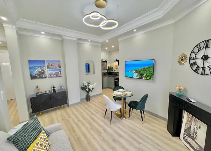 Amour-35 Apartment Nizza